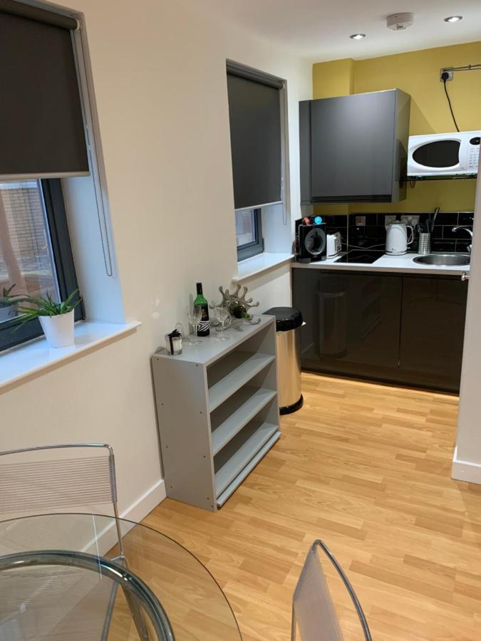 Modern, City Centre, Studio Apartment With Free Wifi, Gym Access, Netflix - West One Sheffield Eksteriør billede