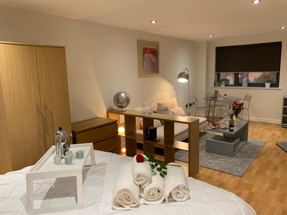 Modern, City Centre, Studio Apartment With Free Wifi, Gym Access, Netflix - West One Sheffield Eksteriør billede